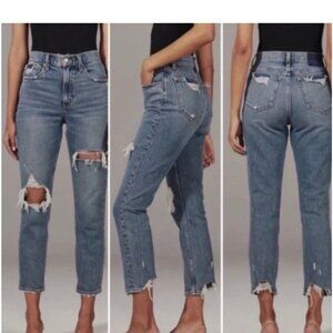 Abercrombie & FitchHigh Rise Mom Jeans